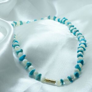 Collier de perles turquoise et nacre