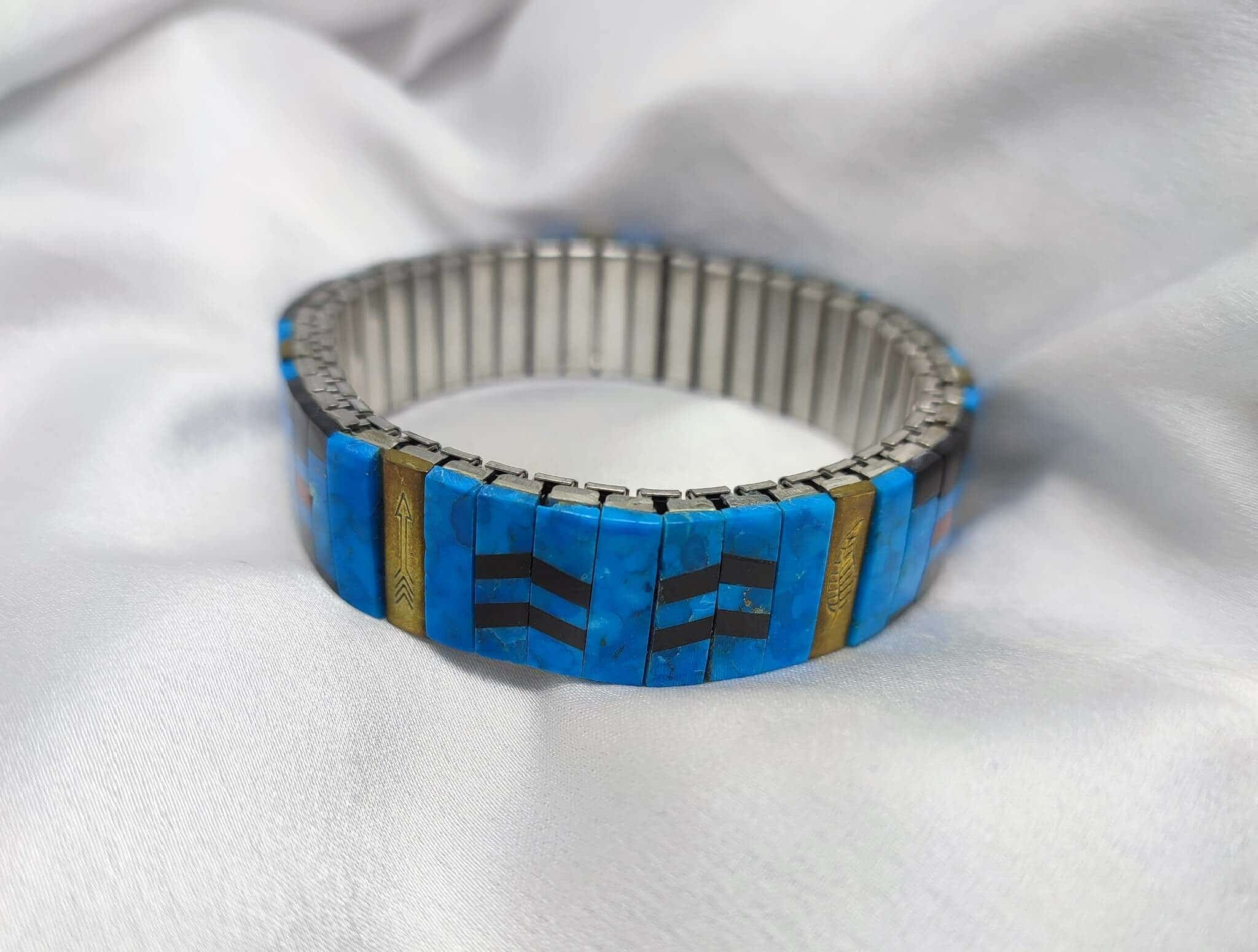 bracelet extensible turquoise, onyx et corail